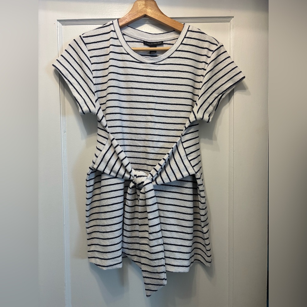 A Pea in the Pod Tie-Front Maternity Top